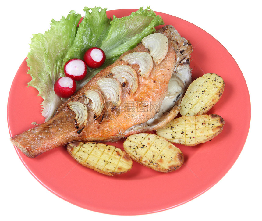 炸鱼和蔬菜沙拉盘子海鲜烧烤白色洋葱粉色土豆食物萝卜图片