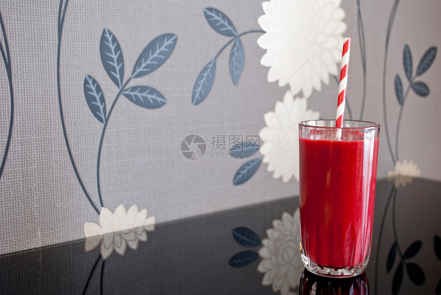 健康果汁养分黑色玻璃排毒甜菜薄荷黄瓜蔬菜素食红色图片