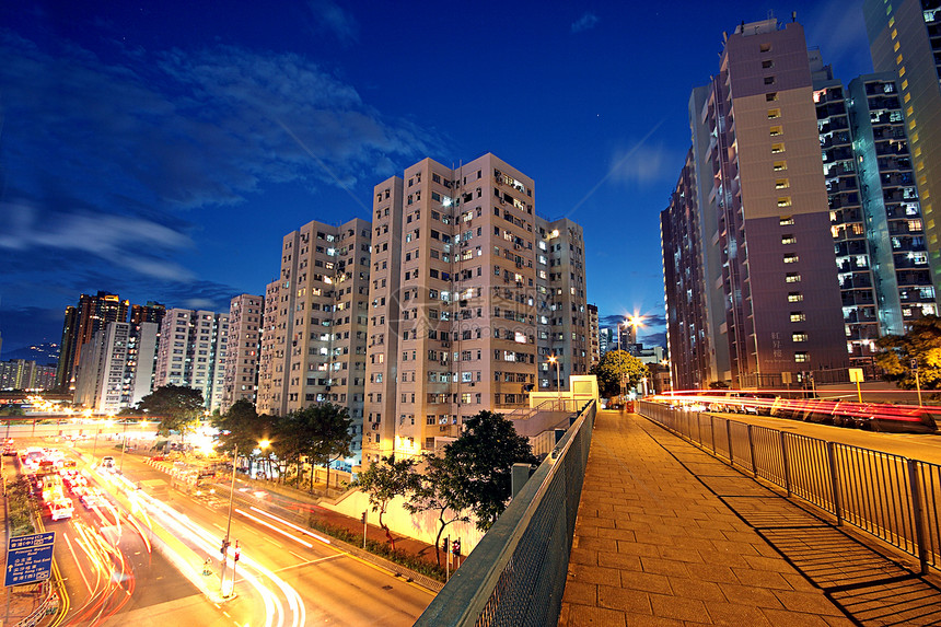 现代城市 晚上有高速公路交通 香港州康商业旅行旅游地标市中心车辆速度天际运动摩天大楼图片