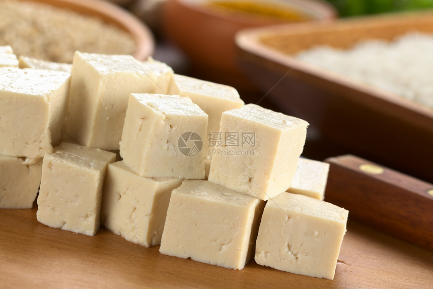 豆子中的生豆腐食物骰子白色水平大豆照片图片
