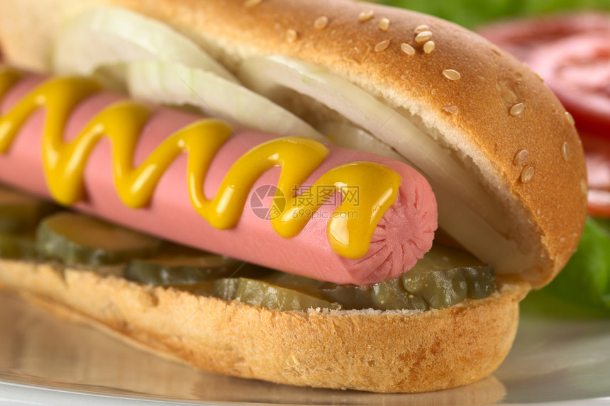 热狗小吃洋葱香肠芝麻水平面包食物包子摄影调味品图片