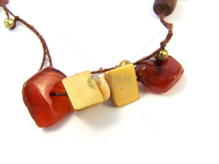 项链被孤立橙子戏服礼物宝藏矿物手镯琥珀色珠宝首饰艺术图片