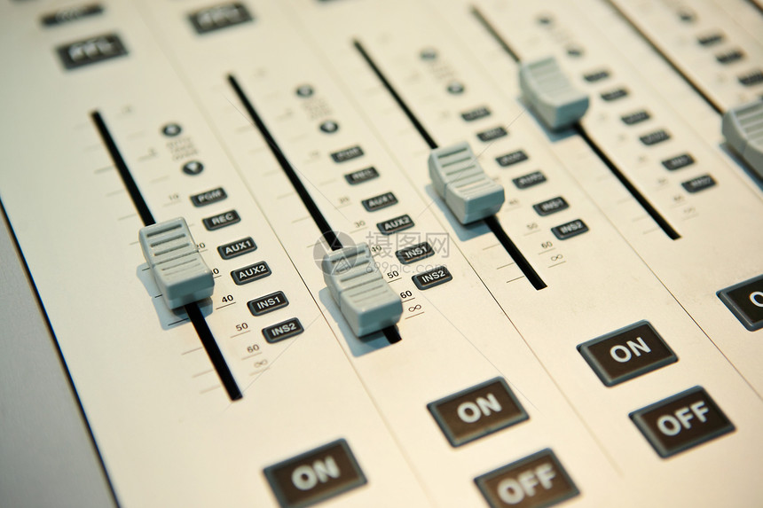 音频混合控制台按钮键盘电气机器安慰记录木板体积控制板玩家图片