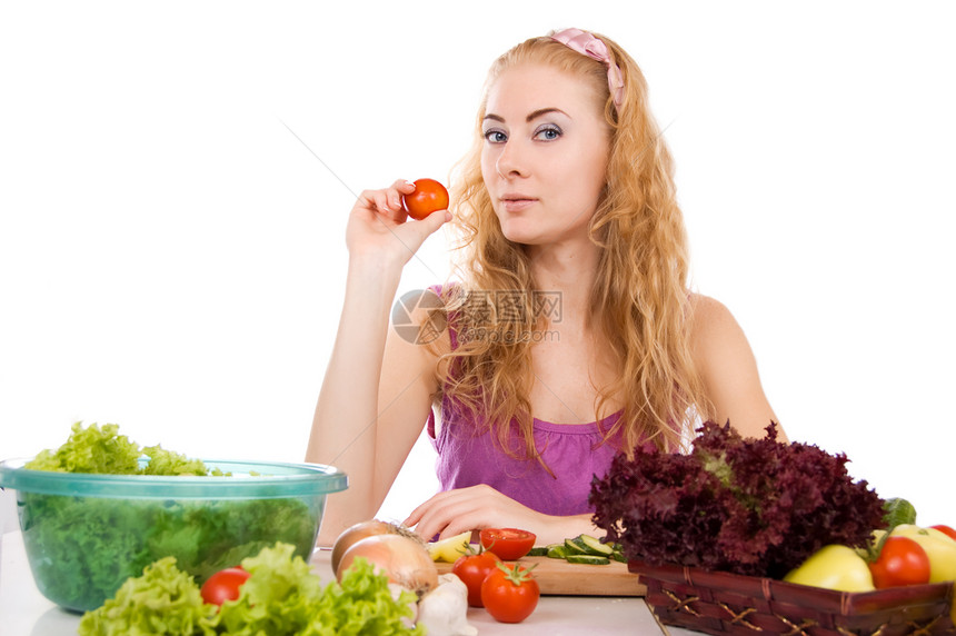 带蔬菜的妇女营养午餐早餐红色饮食胡椒生活烹饪女士水果图片