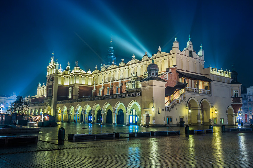 波兰 克拉科夫 夜幕市场广场国家街道大教堂房子旅行正方形宗教历史教堂上帝图片