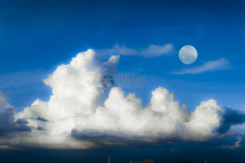 月亮和云蓝色地平线白色月球背景气氛卫星阳光热带月光图片