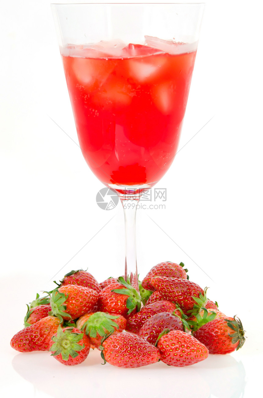 冰雪草莓果汁图片