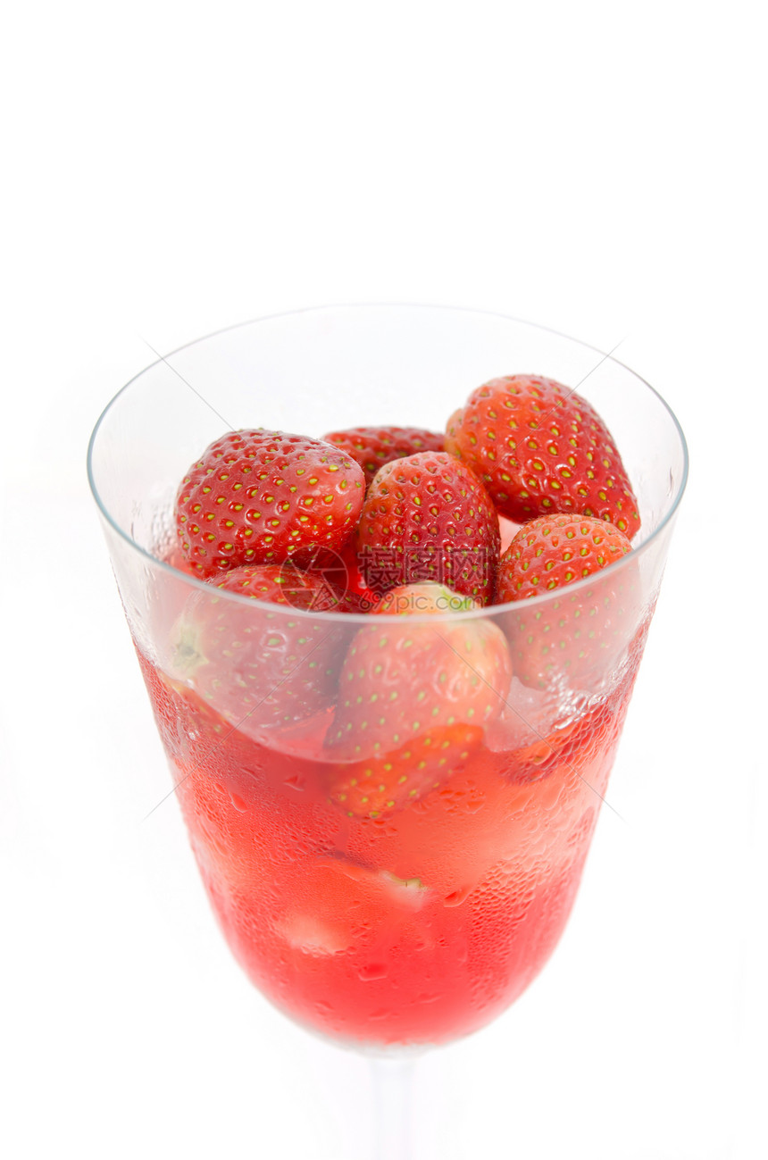 草莓果汁茶点白色甜点玻璃红色果汁水果食物图片