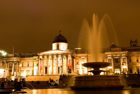 伦敦特拉法加广场观光老的高清图片
