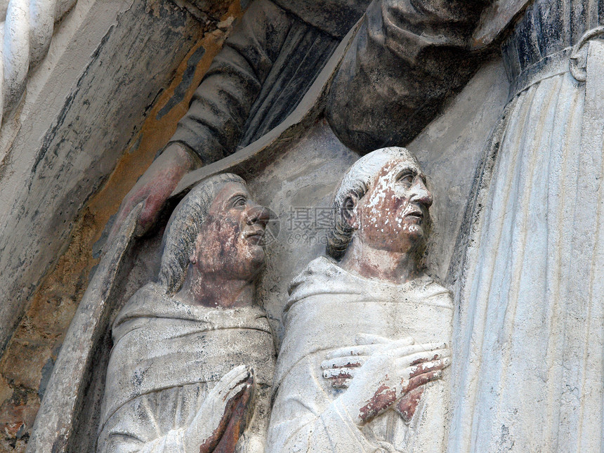 威尼斯  圣斯特凡诺教堂的外墙宽慰崇拜雕塑雕像半场宗教艺术场所祷告男人图片