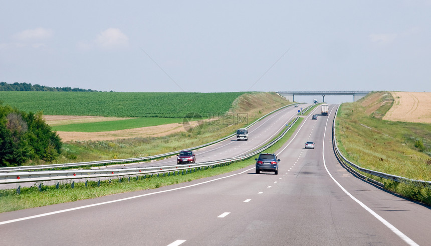 高速公路运输沥青速度旅行地平线车辆汽车场地交通驾驶图片