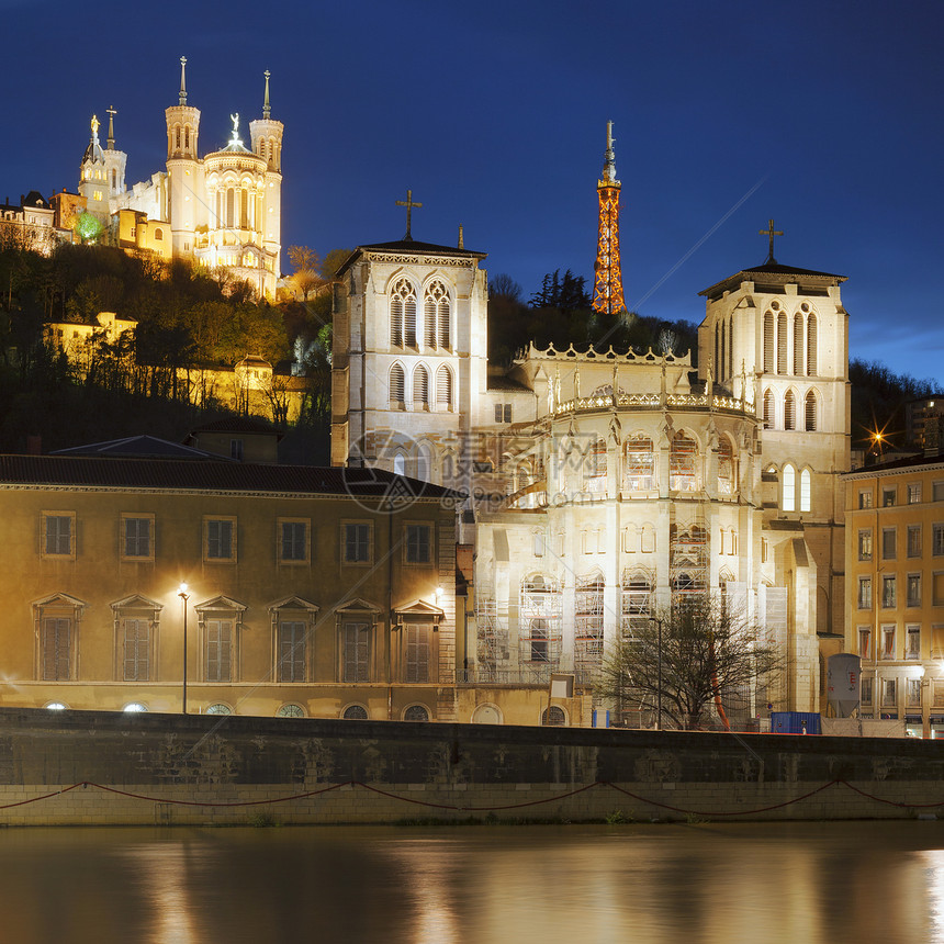 里昂的著名观点大教堂建筑灯光城市地标狮子吸引力景观建筑学天际图片