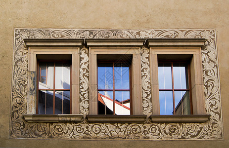 欧洲建筑欧洲架构花盆城市风格装饰窗户建筑学房子历史阳台背景图片