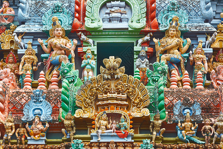 印度寺庙塔上的雕塑雕像建筑学寺庙神庙上帝石头装饰高清图片