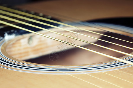 六弦吉他木制的水平的高清图片