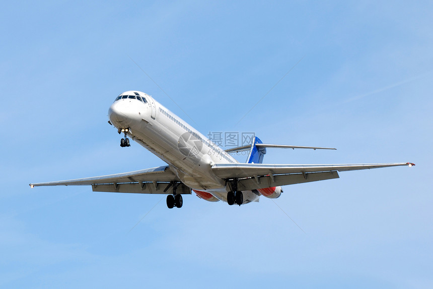 平面蓝色旅游航空旅行引擎客机商业喷射航班金属图片