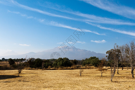 墨西哥火山天空风景全景顶峰高清图片