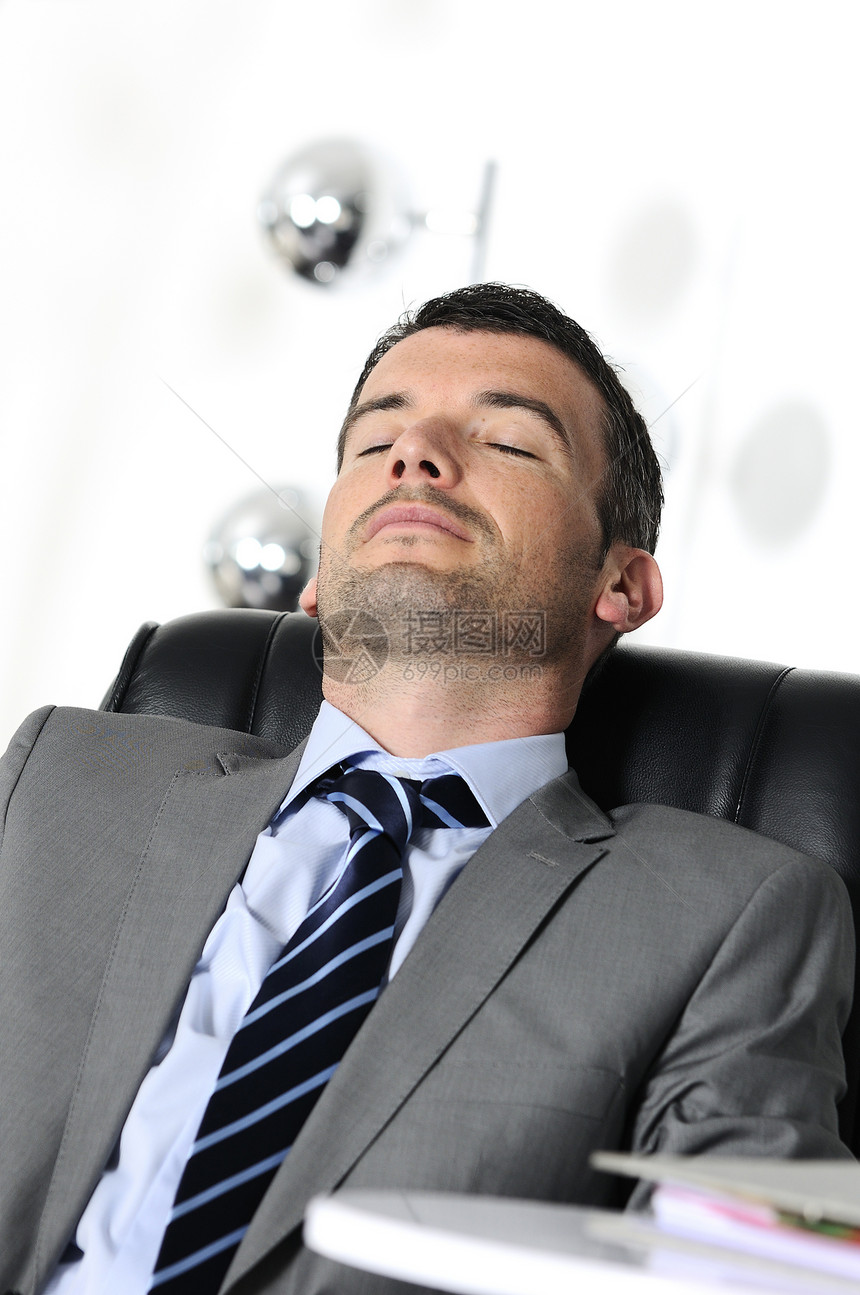 休息时间老板企业家员工管理人员公司生活衬衫男性男人商业图片