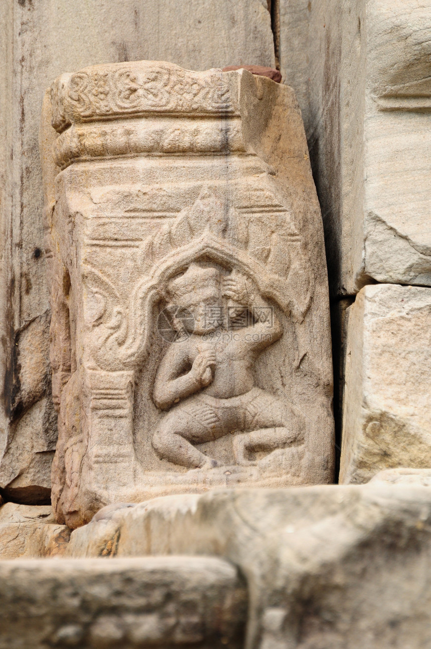 泰国Pimai古城的石雕刻石头历史性考古学文明旅行宝塔建筑学城堡博物馆入口图片