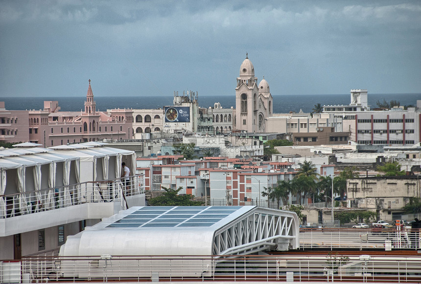 波多黎各圣胡安典型的街道波多黎各圣胡安里科橙子历史地标城堡国家热带建筑学鹅卵石邻里图片