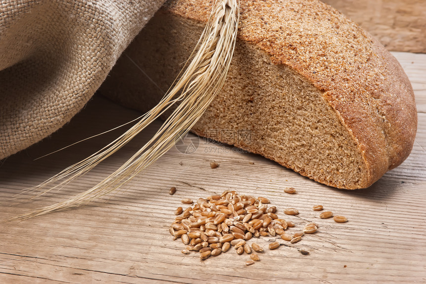 面包和耳朵小麦食物农业乡村化合物核心馒头农作物收成种子图片