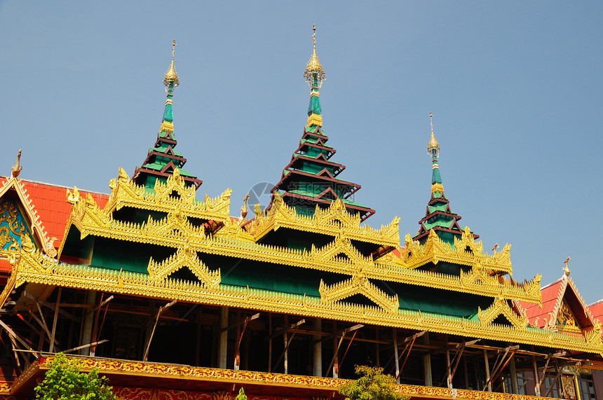 泰国寺庙的装饰房顶旅游宗教佛教徒雕刻刺绣文化窗饰装饰品建筑学上帝图片