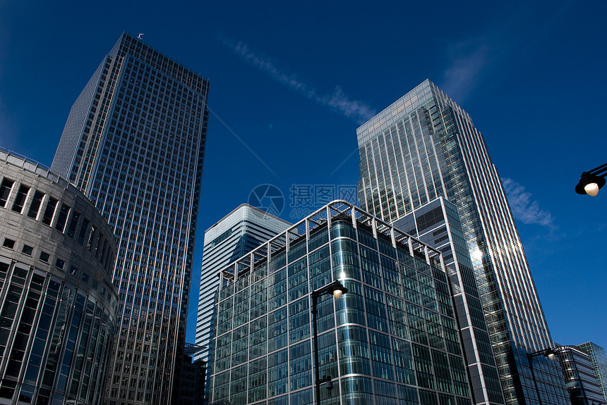 裂谷码头港区景观建筑摩天大楼商业总部蓝色地标场景金融图片