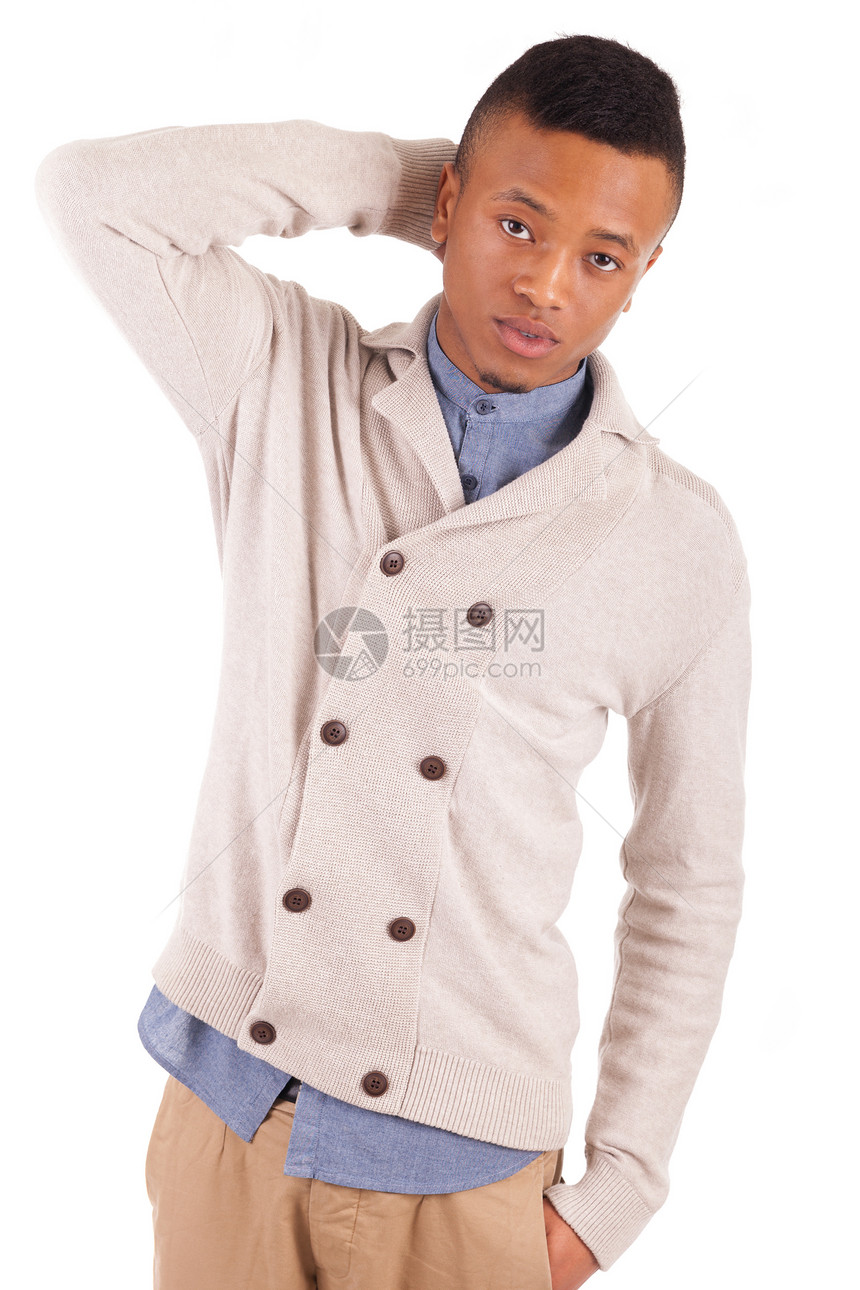 身着装扮的非洲男子男人男性姿势工作室冒充青少年图片