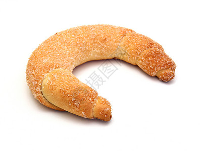 新鲜的羊角面包被糖制成盐甜点盘子包子糕点棕色白色粉状脆皮食物黄油背景图片