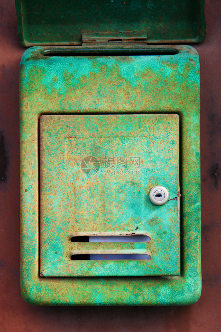Rusty 邮箱邮寄盒子信箱入口房子腐蚀锁定栅栏邮件粮食图片