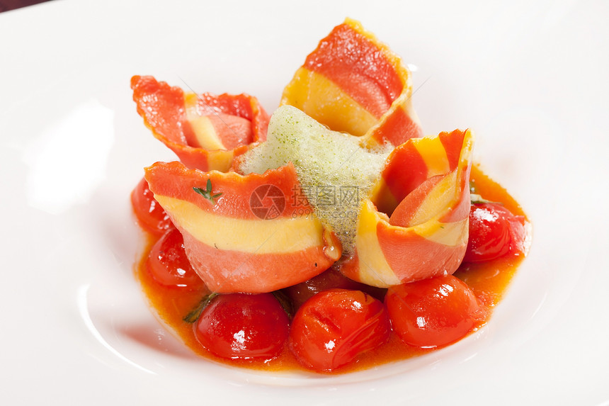 意大利含蔬菜的火腿红色小吃美食吃饭猪肉食物剑纹塔帕图片