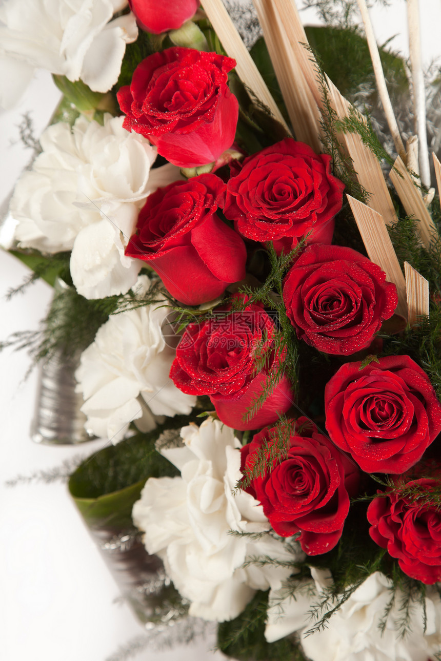 红玫瑰花团周年花瓣绿色植物花朵植物纪念日问候语玫瑰雏菊紫色图片