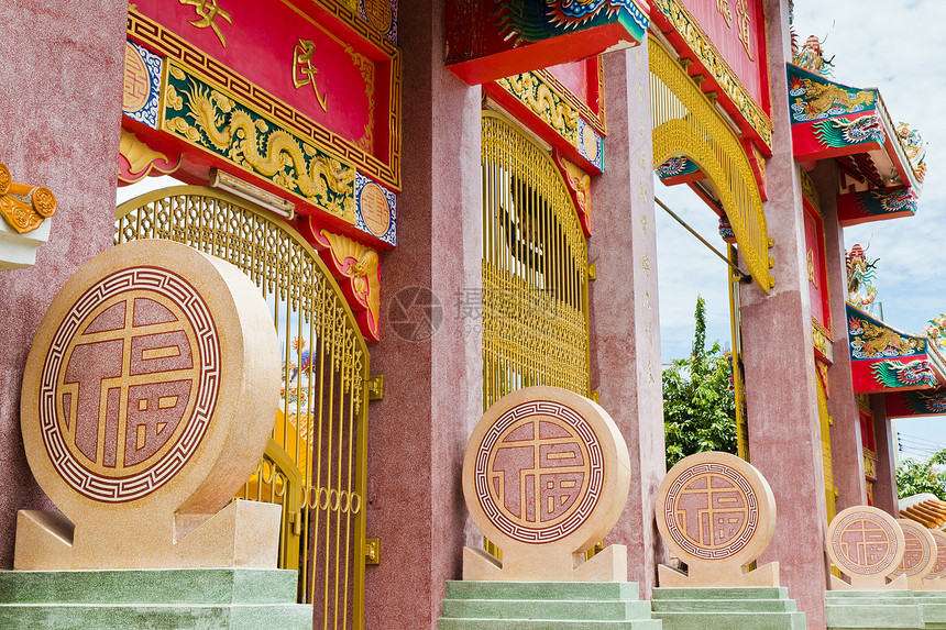 中国神庙的拱门图片