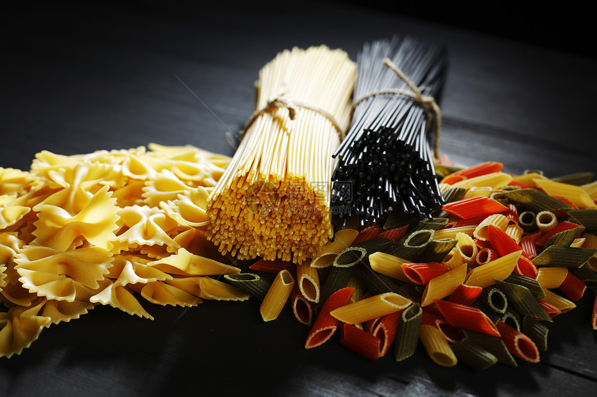 意大利意大利面粉种类和形状的多样化糖类食物团体面条宏观小麦文化饮食美食烹饪图片