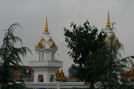 白马神庙的金色屋顶高清图片