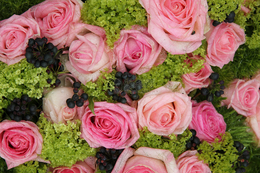 粉红花花安排团体绿色花瓣植物群新娘婚姻植物花束花店玫瑰图片