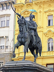 马雕塑像克罗地亚萨格勒布耶拉契广场Ban Jelacic雕像背景