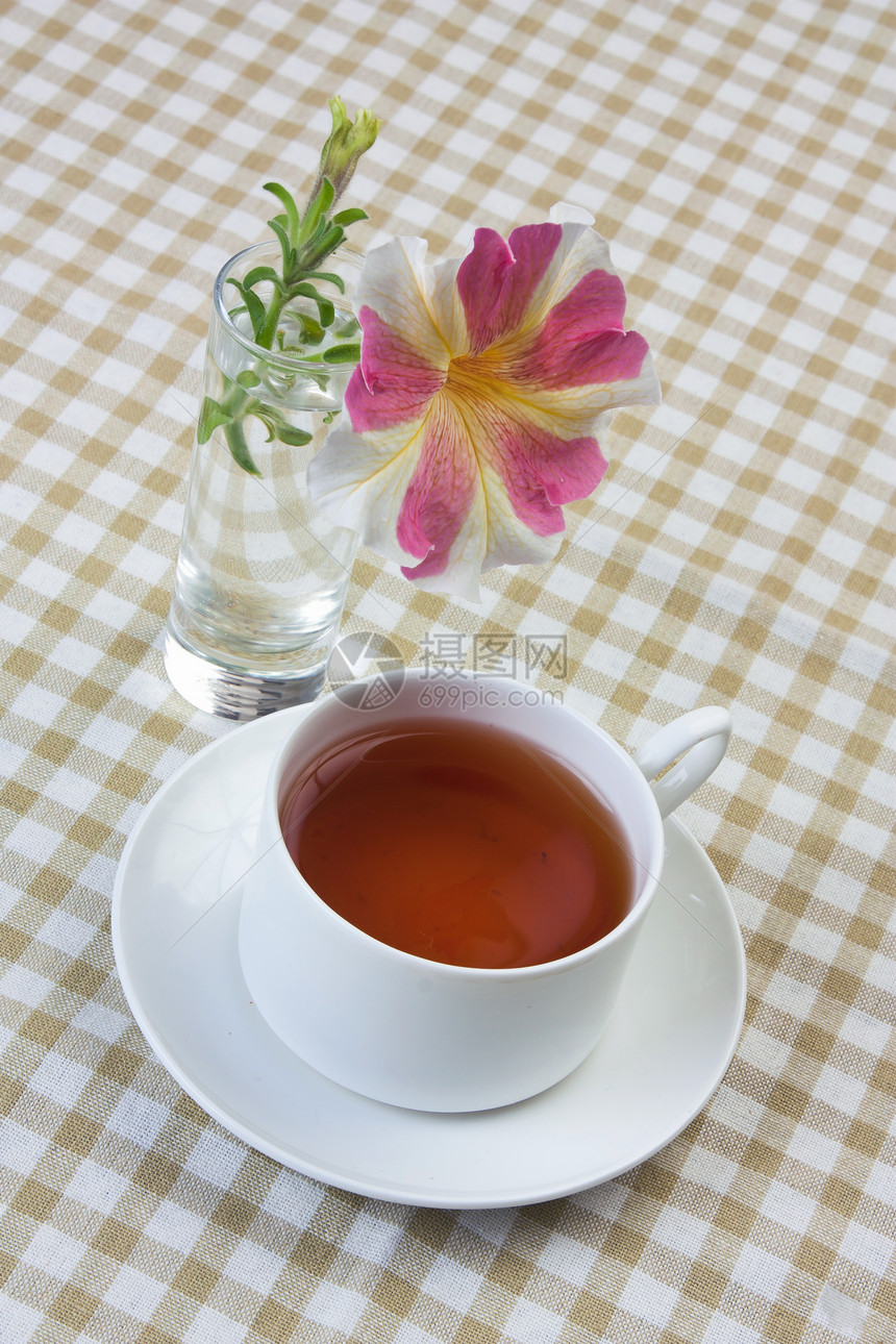 上午茶茶饮料陶器叶子草本植物早餐食品草本飞碟树叶美食图片