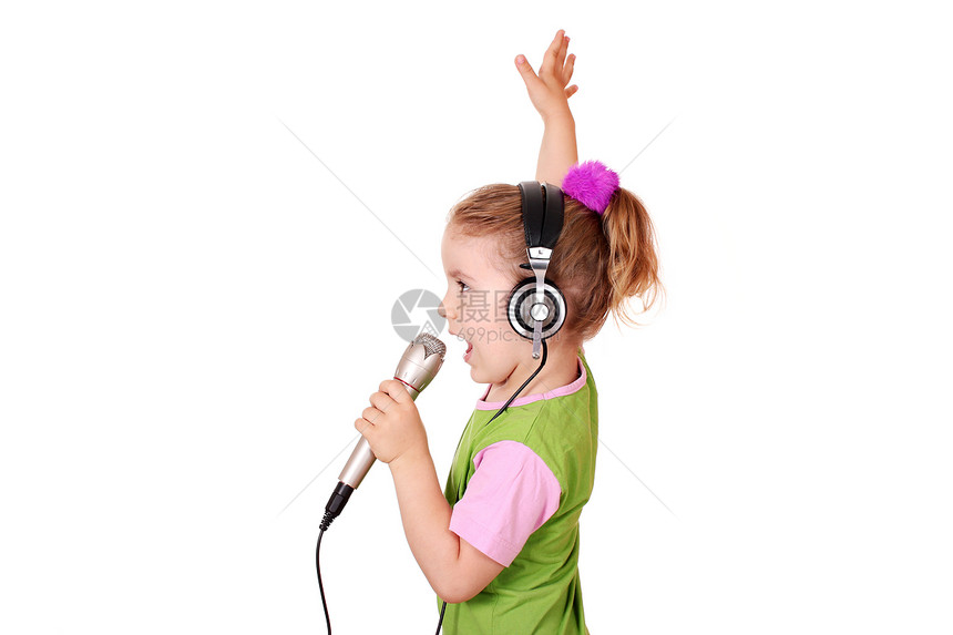 小女孩唱歌女儿青年喜悦旋律演员孩子女性白色音乐乐趣图片