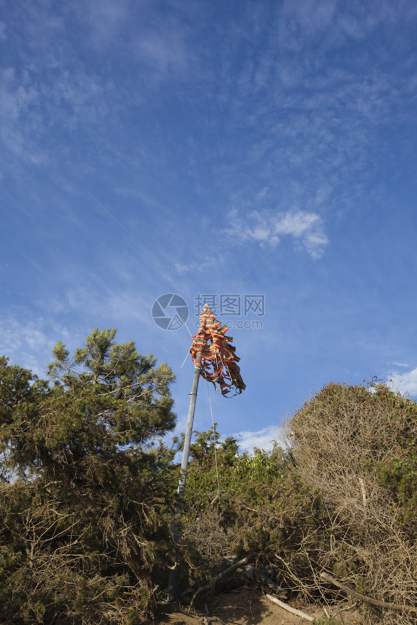 古沙滩反射全景天空海滩蓝色白云图片