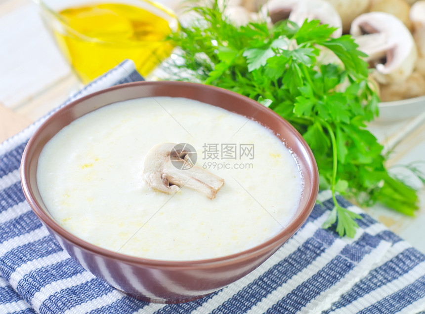 豆汤午餐食物胡椒桌布勺子叶子检查烹饪液体砂浆图片