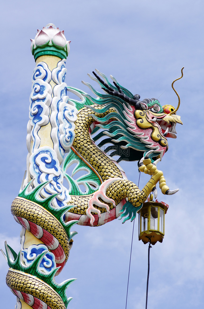 中国寺庙的龙休息狮子蓝色文化艺术装饰品收藏传统金子旅游图片