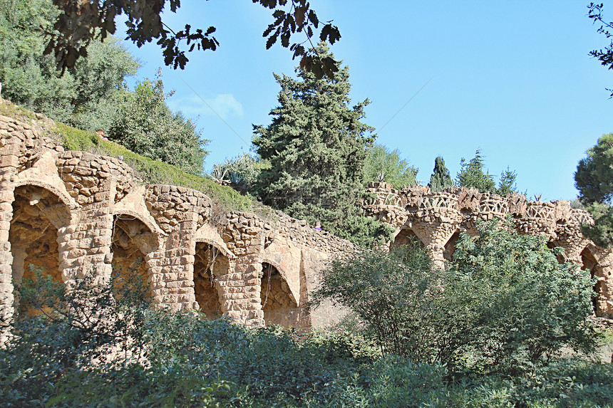 Parc Guell 西班牙巴塞罗那制品地标文化旅行创造力艺术喷泉花园航程蜥蜴图片