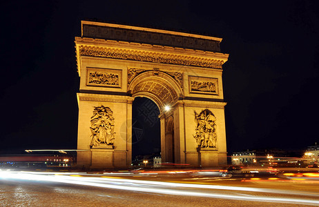巴黎 夜晚的三龙座王宫背景图片
