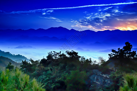 山 云和日出   中国广西源县美丽的风景 中国背景图片
