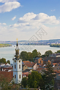 多瑙河加多斯山上的贝尔格莱德泽蒙视线高清图片
