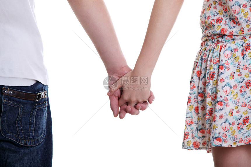 关上一对手牵手的情侣男朋友身体男性女朋友浪漫男生青年夫妻恋人女孩图片