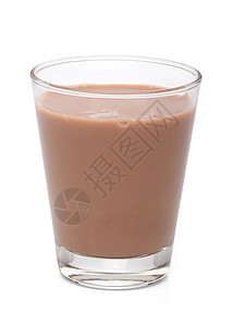 带巧克力牛奶的玻璃杯 白咖啡 有剪切路径背景图片