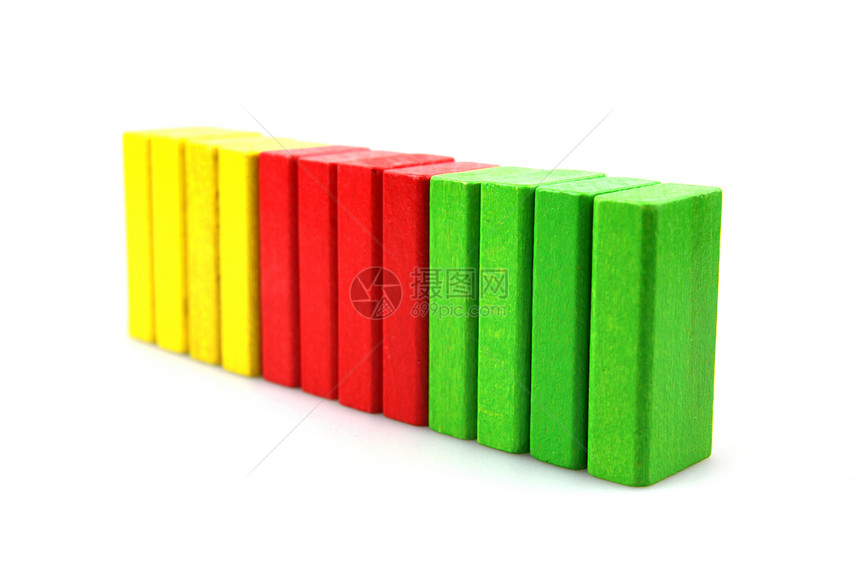 木制构件创造力婴儿期闲暇喜悦玩具绿色学习长方形建筑物黄色图片
