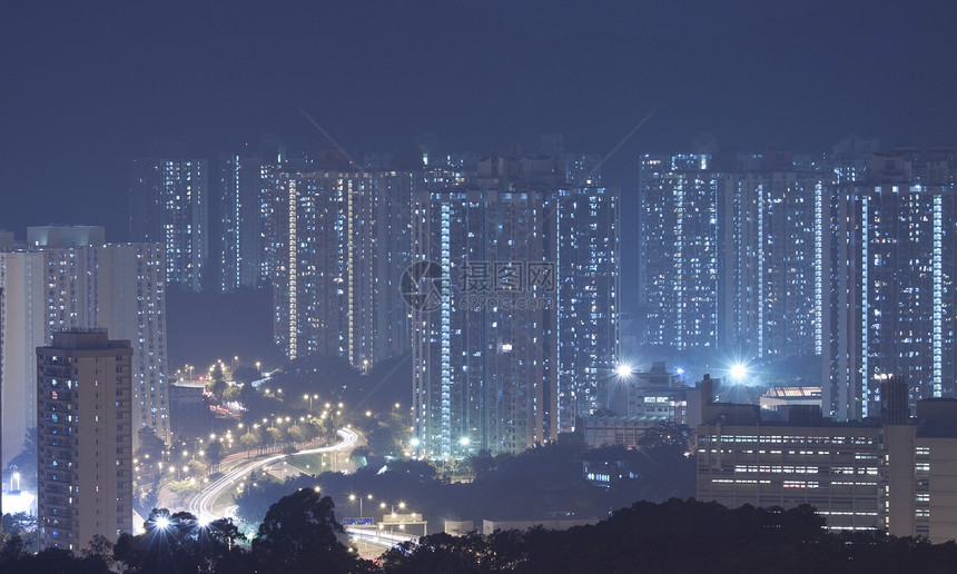 晚上在香港的公寓街区建筑学住房多层窗帘高楼地板生活窗户财产住宅图片